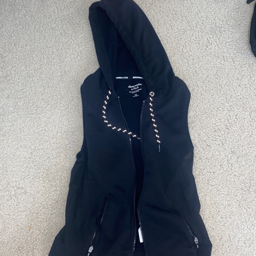 Abercrombie and fitch sleeveless hoodie